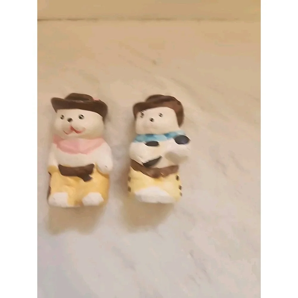 Vintage Cowboy & Cowgirl Bears Salt & Pepper Shaker Set‎